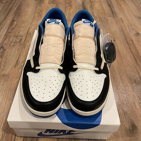 COPY - Air Jordan 1 Travis Scott X Fragment lows damaged box REPS - Picture 3 of 8